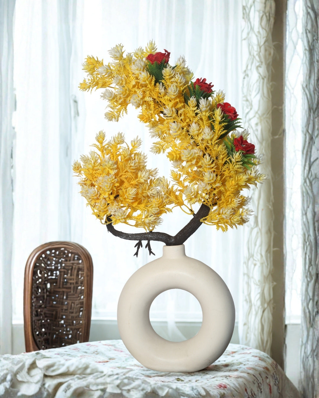 HaloForm Minimalist Ceramic Donut Vase | Modern Home Décor | Inkraft Paragon